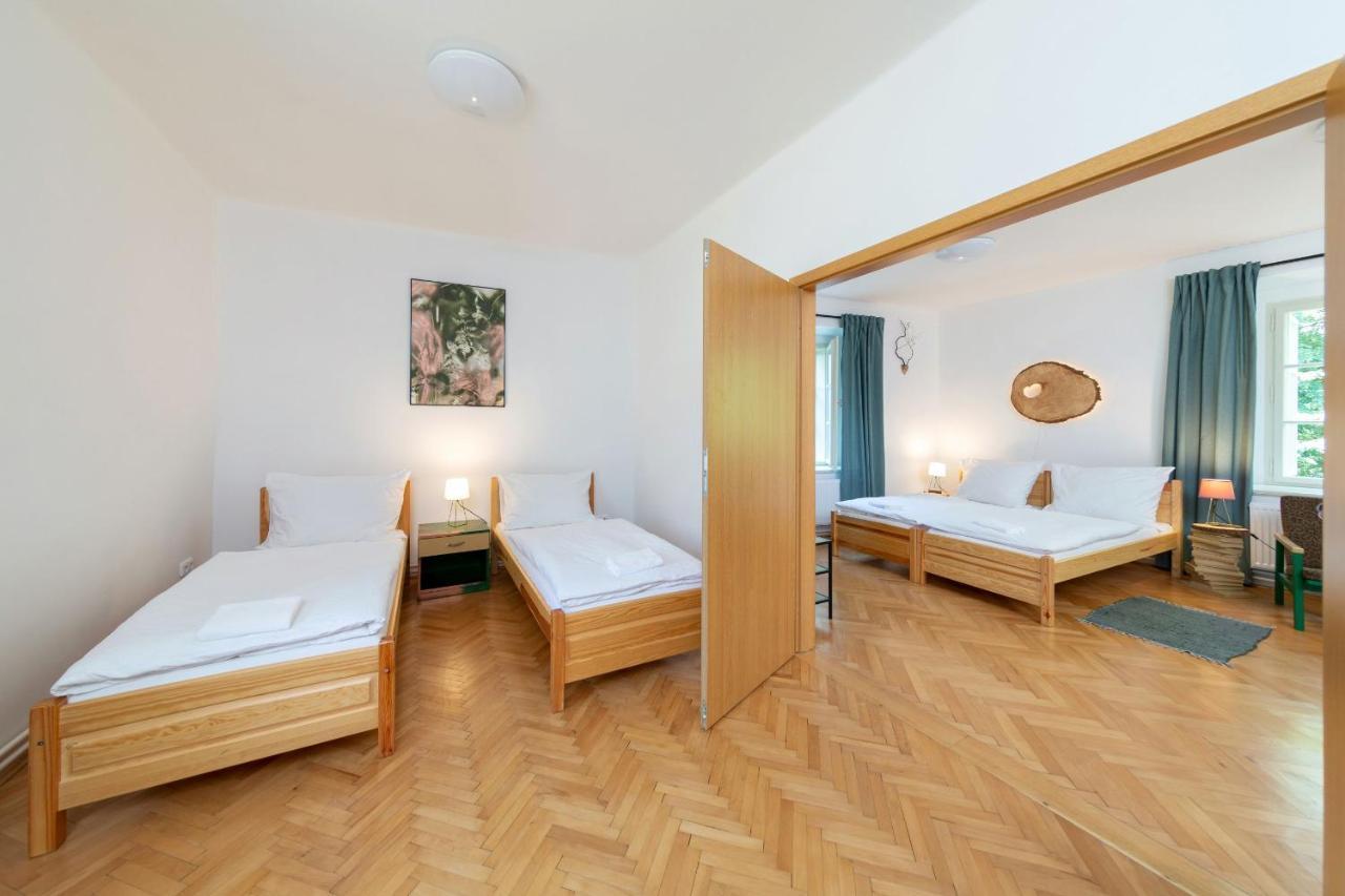 Hotel Zámek Nečtiny Exterior foto